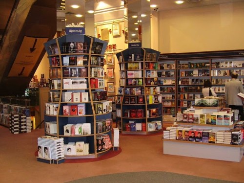 alexandra_konyveshaz_-_nyugati_ter3